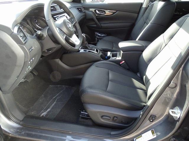 53311-3564-nissan-rogue-2020-22410