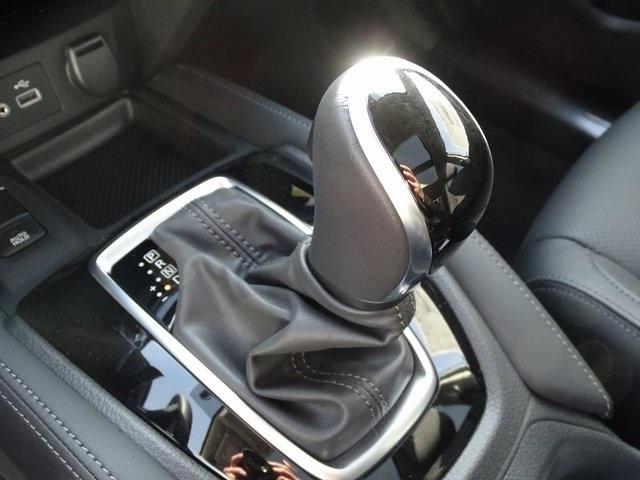 53319-3564-nissan-rogue-2020-22410