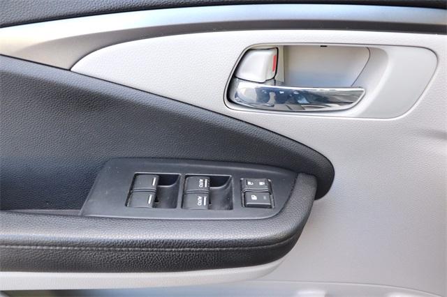 honda-pilot-2016-t-5fnyf5h10gb055975image-9