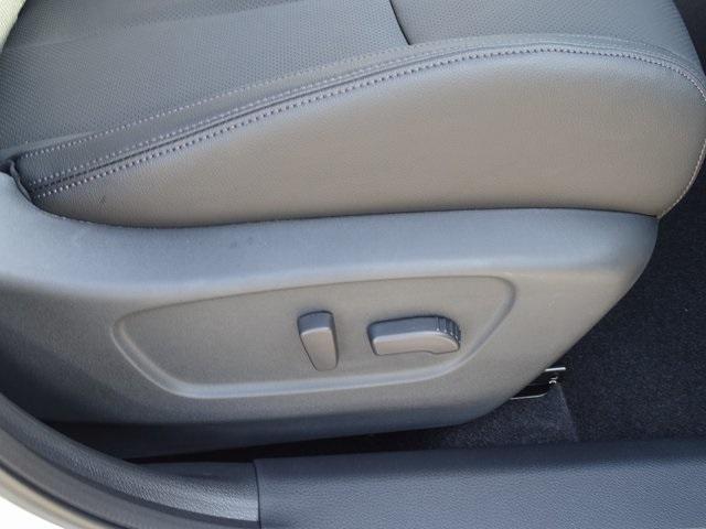 53366-3566-nissan-rogue-2020-22410
