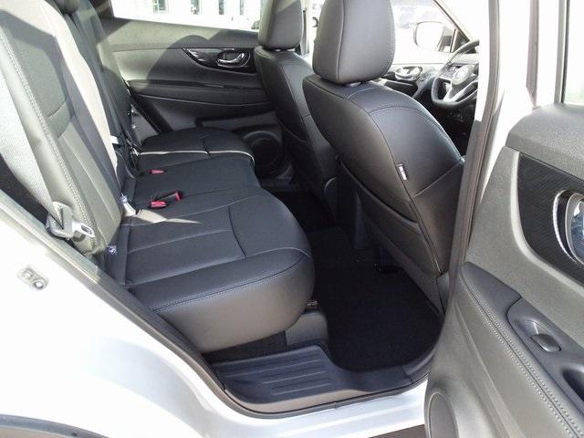 53369-3566-nissan-rogue-2020-22410