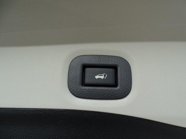 53378-3566-nissan-rogue-2020-22410