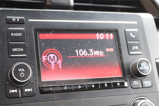 honda-civic-2016-p-2hgfc4b06gh304396image-16