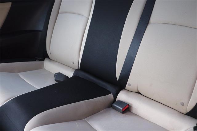 honda-civic-2016-p-2hgfc4b06gh304396image-22