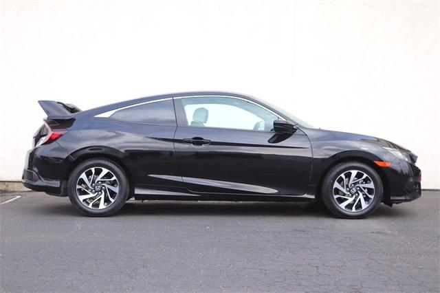 honda-civic-2016-p-2hgfc4b06gh304396image-5