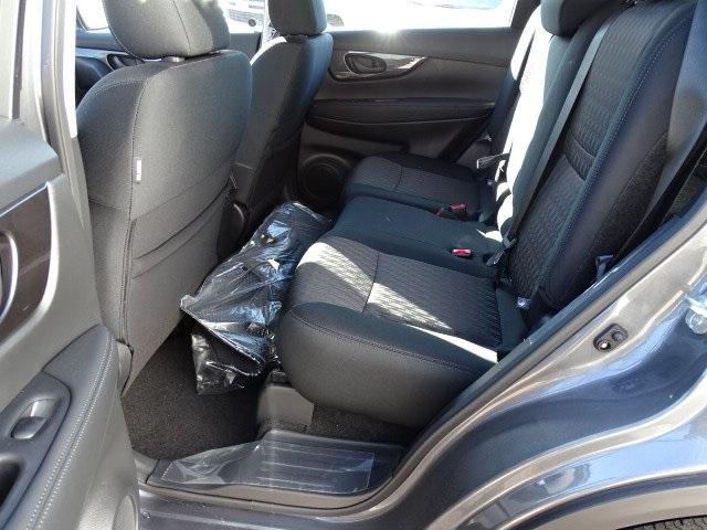 53445-3568-nissan-rogue-2020-22010