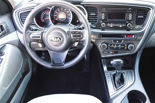 kia-optima-2015-p-5xxgm4a70fg465696image-12