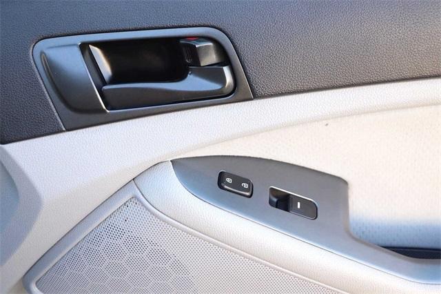 kia-optima-2015-p-5xxgm4a70fg465696image-16