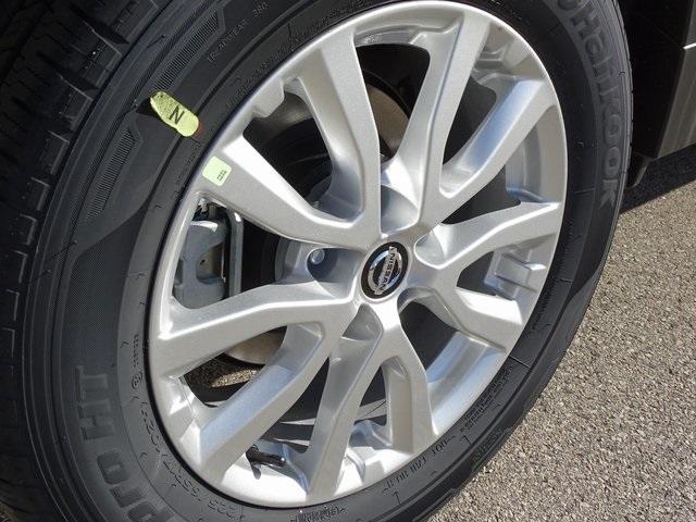 53471-3569-nissan-rogue-2020-22010