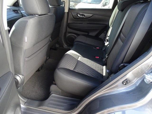 53477-3569-nissan-rogue-2020-22010