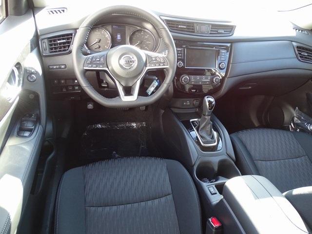 53478-3569-nissan-rogue-2020-22010