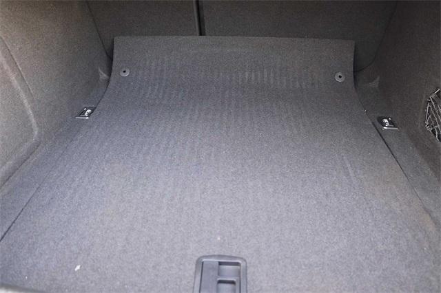 audi-a4-2014-p-wauffafl1en012083image-13