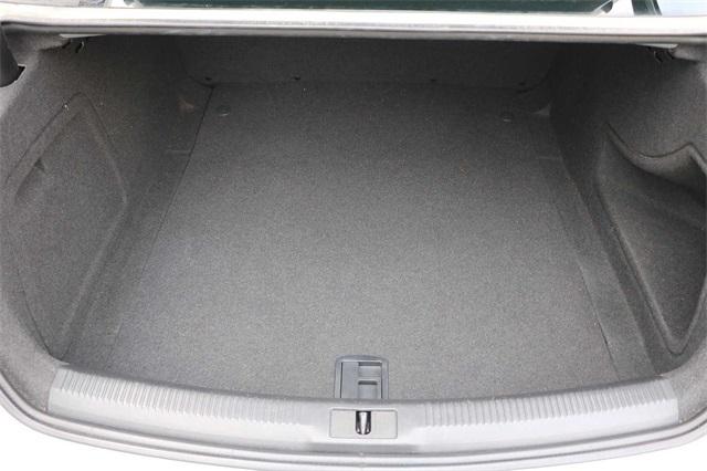 audi-a4-2014-p-waubfafl4ea078682image-20
