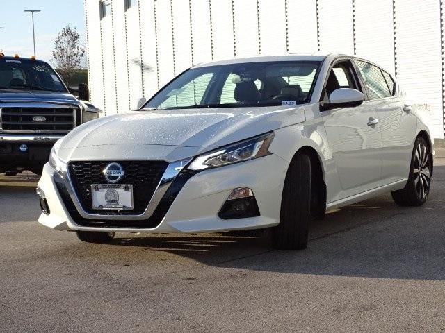 53497-3570-nissan-altima-2020-13910