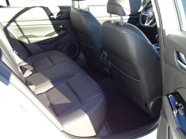 53501-3570-nissan-altima-2020-13910
