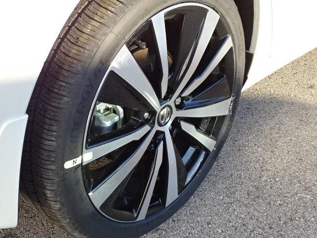 53504-3570-nissan-altima-2020-13910