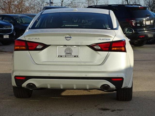 53506-3570-nissan-altima-2020-13910