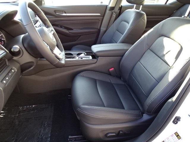 53512-3570-nissan-altima-2020-13910