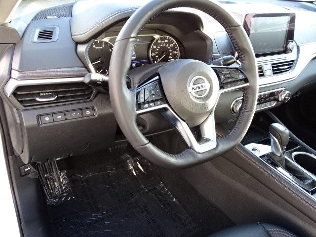 53513-3570-nissan-altima-2020-13910