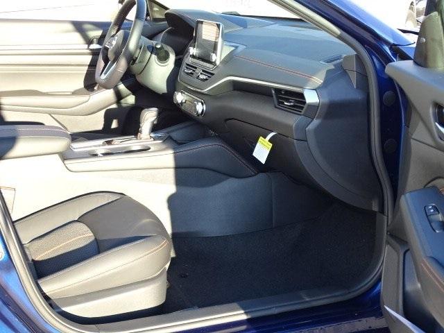 53532-3571-nissan-altima-2020-13210