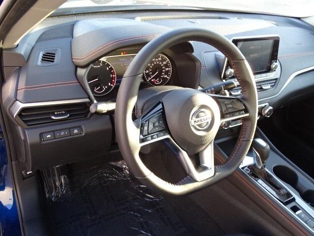53549-3571-nissan-altima-2020-13210