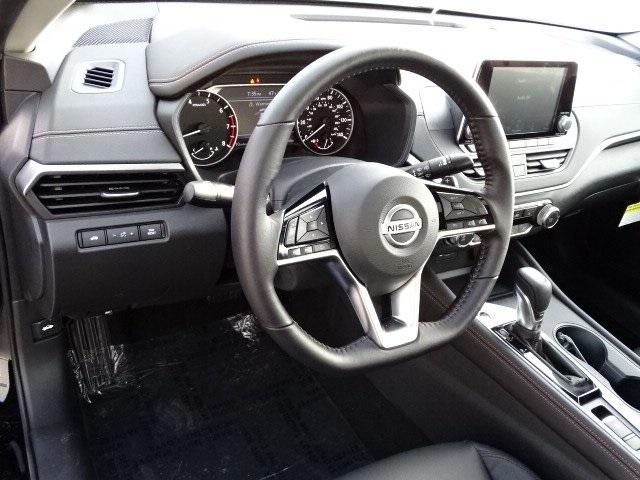 53580-3572-nissan-altima-2020-13210