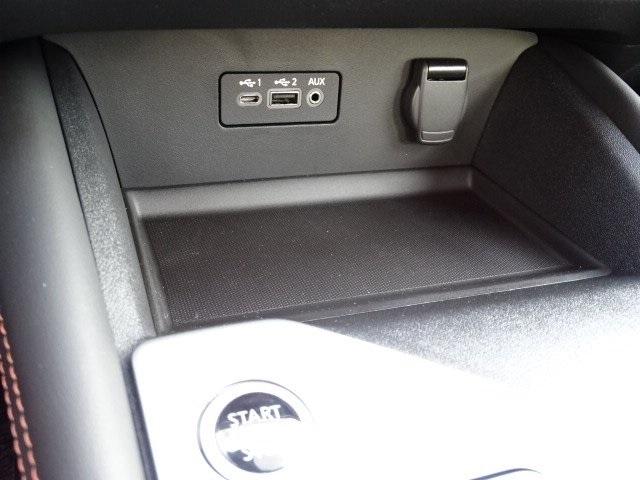 53586-3572-nissan-altima-2020-13210