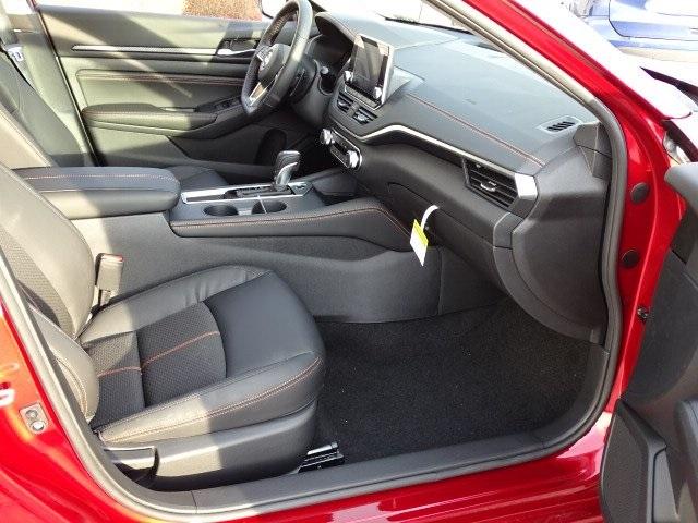 53598-3573-nissan-altima-2020-13310