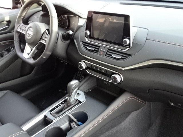 53599-3573-nissan-altima-2020-13310