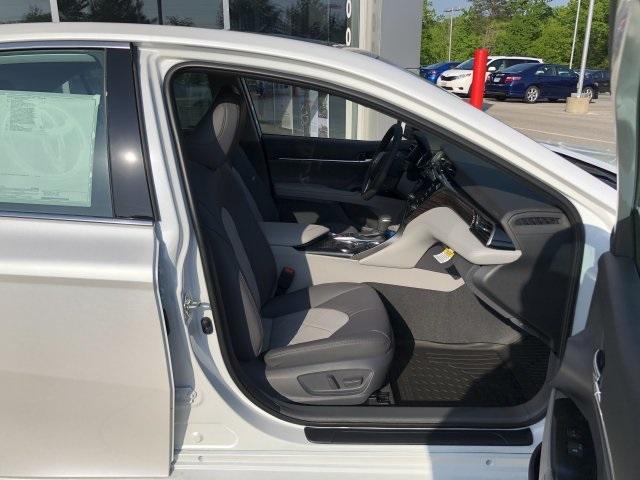 5361-toyota-camry-2019-2540