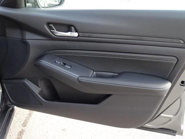 53631-3574-nissan-altima-2020-13110