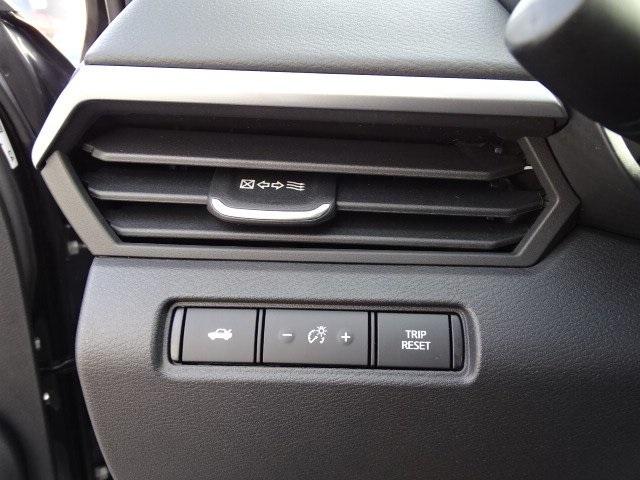 53645-3574-nissan-altima-2020-13110
