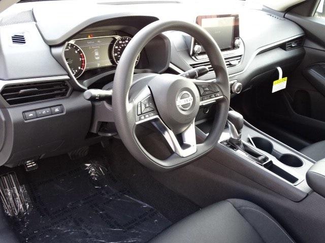 53672-3575-nissan-altima-2020-13110