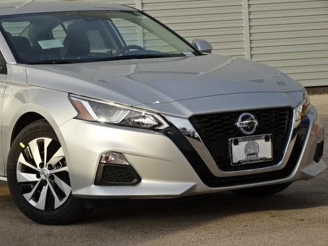 53684-3576-nissan-altima-2020-13110