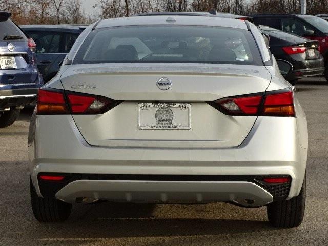 53695-3576-nissan-altima-2020-13110