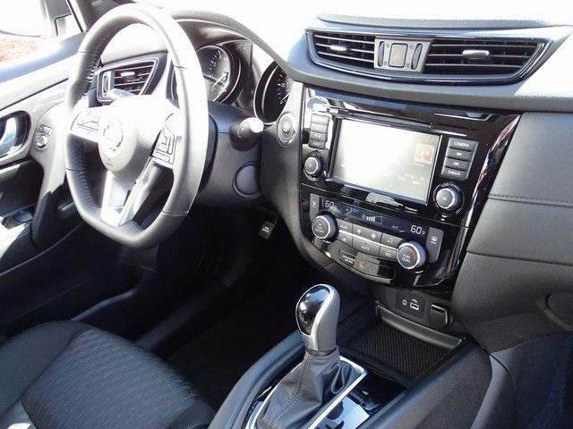53791-3578-nissan-rogue-2020-22210