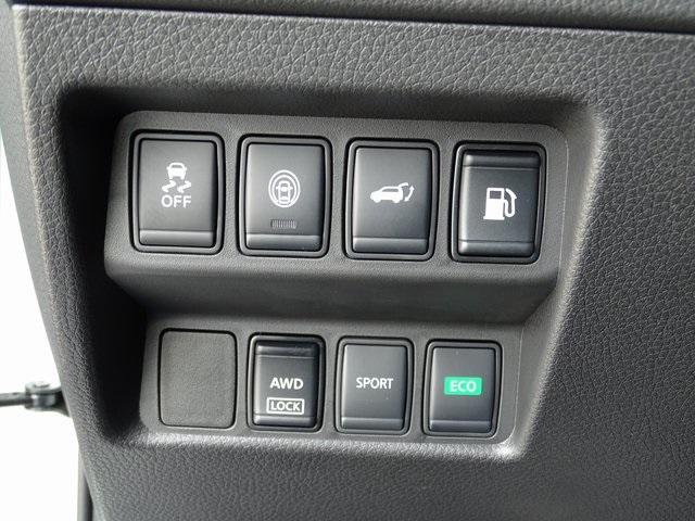 53809-3578-nissan-rogue-2020-22210
