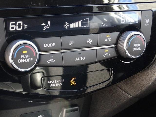53812-3578-nissan-rogue-2020-22210