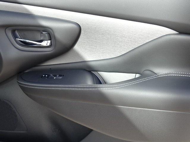 53827-3579-nissan-murano-2020-23410