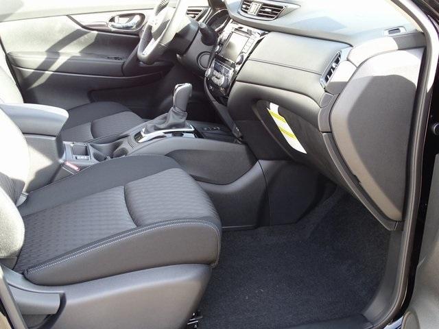 53862-3580-nissan-rogue-2020-22210