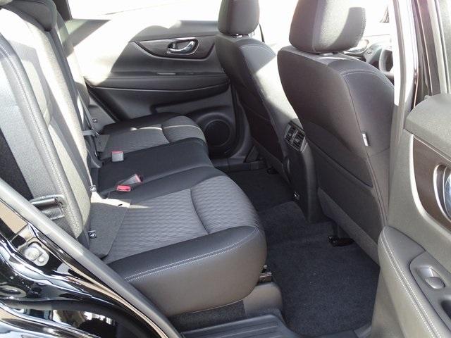 53865-3580-nissan-rogue-2020-22210