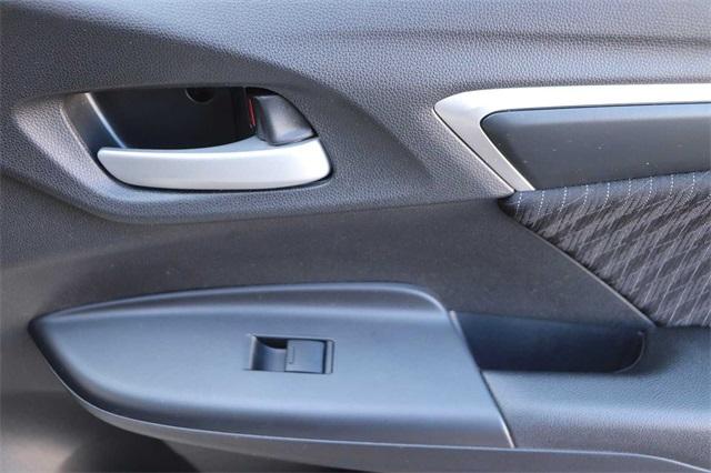 honda-fit-2018-p-3hggk5h89jm704505image-16