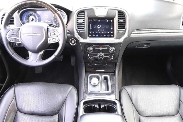 chrysler-300-2018-p-2c3ccaeg5jh159792image-11