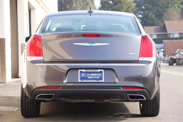 chrysler-300-2018-p-2c3ccaeg5jh159792image-7