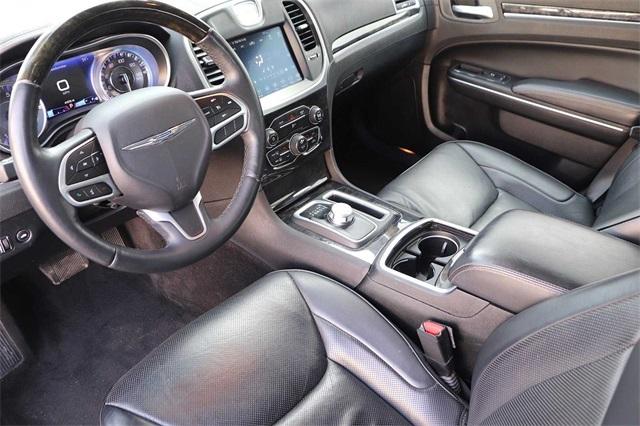chrysler-300-2018-p-2c3ccaeg5jh159792image-8