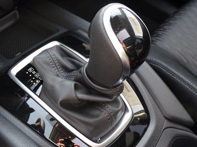 53883-3580-nissan-rogue-2020-22210