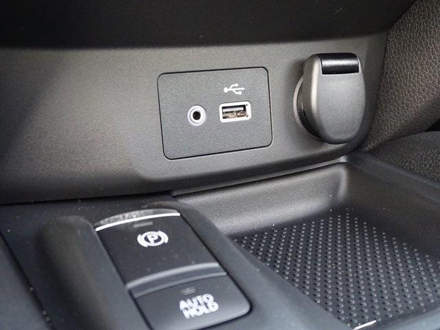 53885-3580-nissan-rogue-2020-22210