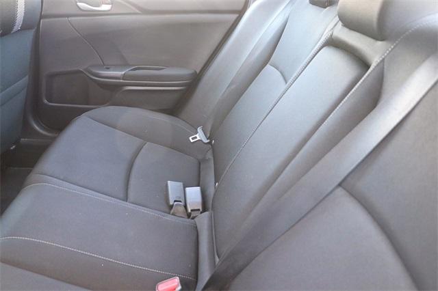 honda-civic-2018-p-2hgfc2f74jh542914image-10