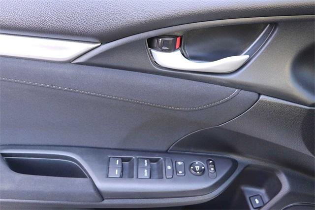 honda-civic-2018-p-2hgfc2f74jh542914image-9