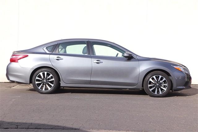 nissan-altima-2018-p-1n4al3ap6jc240815image-5